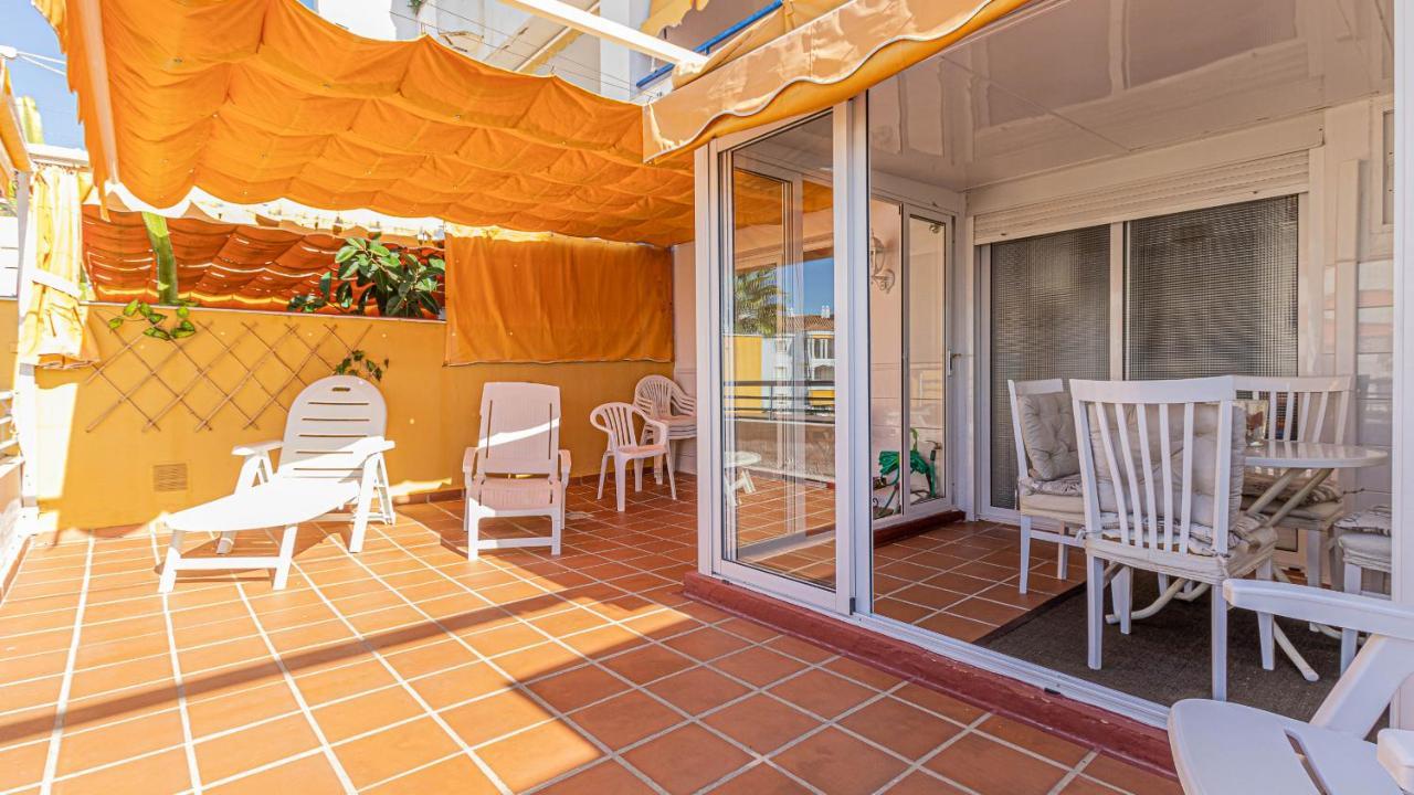 797 Holiday Rentals - Piso Para 4 Con Amplia Terraza Al Jardin Y Al Mar Benalmadena Exterior photo